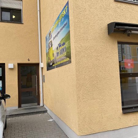 Helle Zwei-Zimmer-Stadt-Wohnung Am Bismarkplatz Mit Tiefgarage Landshut Buitenkant foto