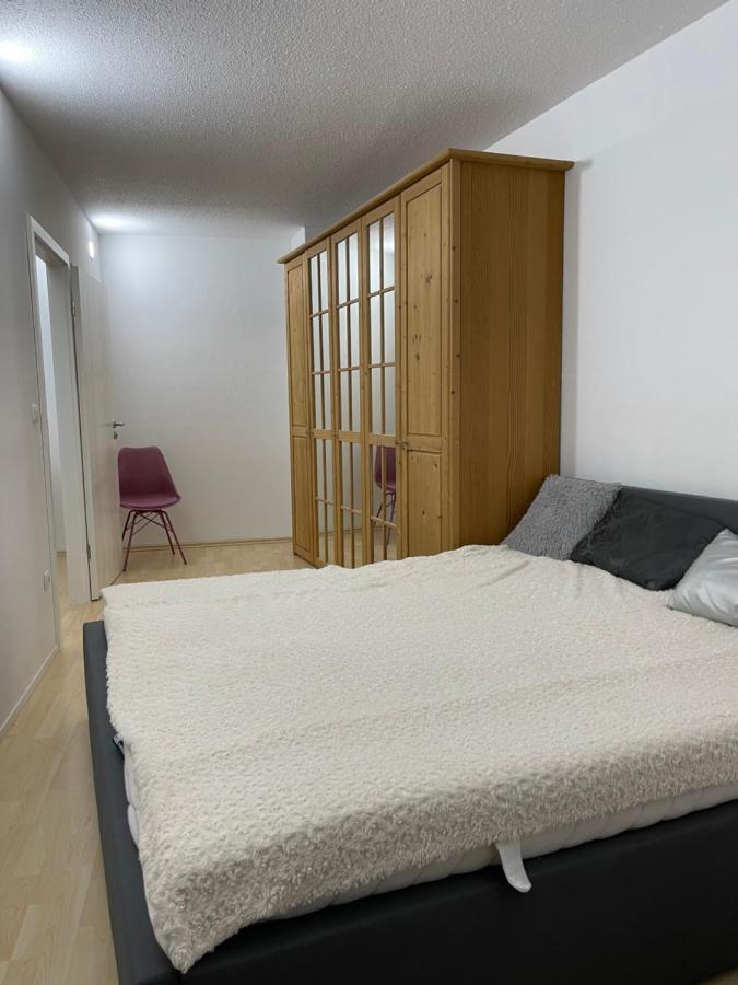 Helle Zwei-Zimmer-Stadt-Wohnung Am Bismarkplatz Mit Tiefgarage Landshut Buitenkant foto